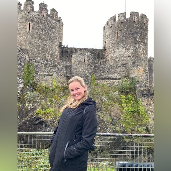 Meet your Posh Ambassador, Tiffany Rose! - Picture 3 of 6